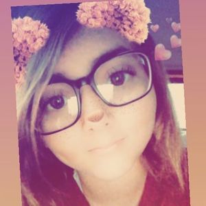 Meet your Posher, Angelicia